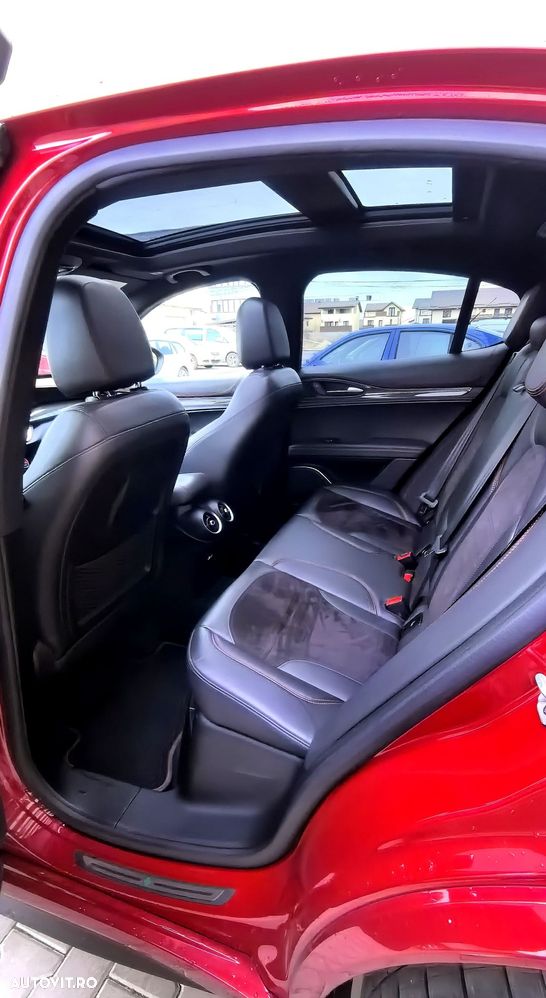 Alfa Romeo Stelvio 2.9 V6 Turbo AWD AT8 Quadrifoglio - 18