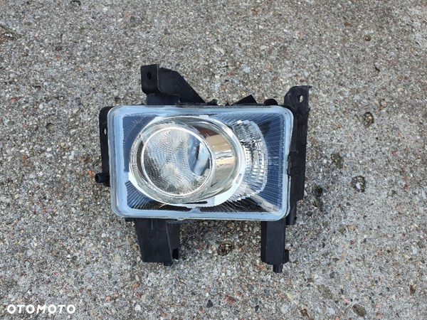 Opel Zafira B II lifting Astra H 08- halogen lewy lampa przeciwmgielna