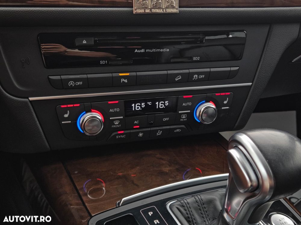 Audi A6 Allroad - 22