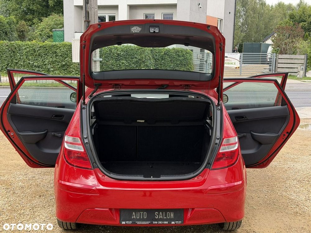 Hyundai i30 - 23