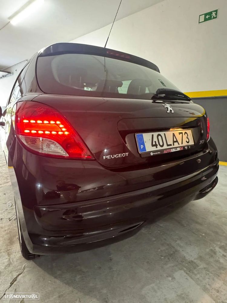 Peugeot 207 1.4 HDi Sport - 9