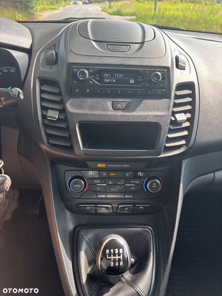 Ford Tourneo Connect 1.5 EcoBlue Trend - 21