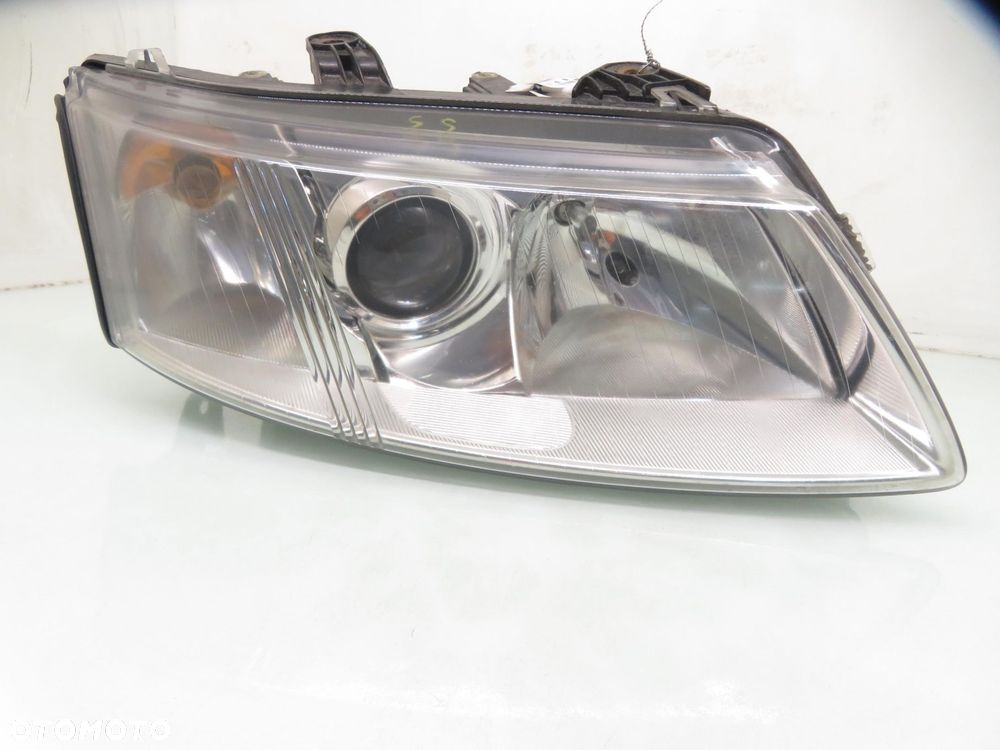 LAMPA PRAWA PRZEDNIA SAAB 9-3 II 15582600 - 10