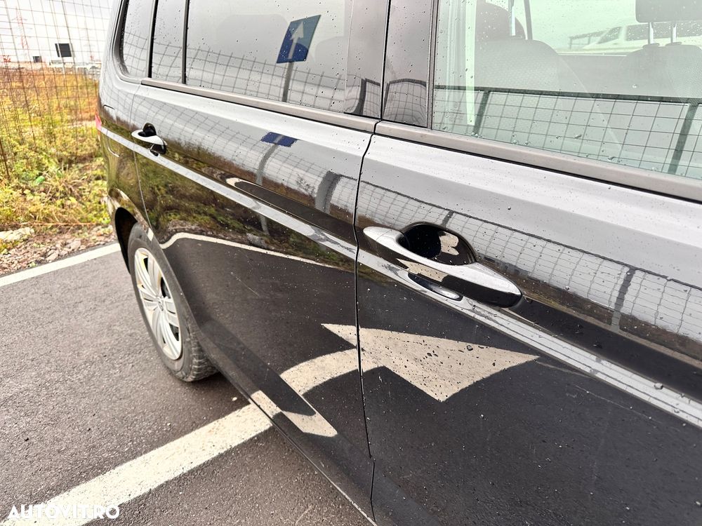 Volkswagen Touran 2.0 TDI SCR DSG Comfortline - 13