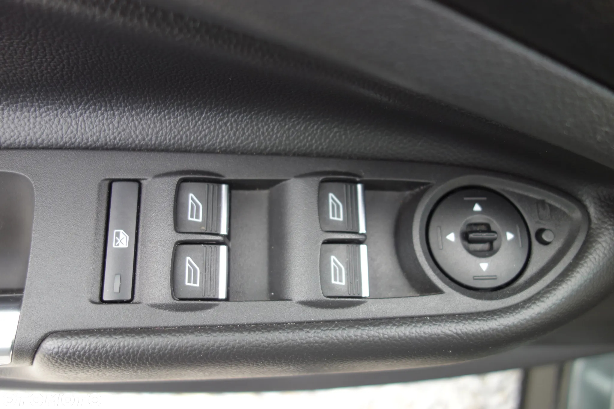 Ford Kuga 2.0 TDCi FWD Trend - 21