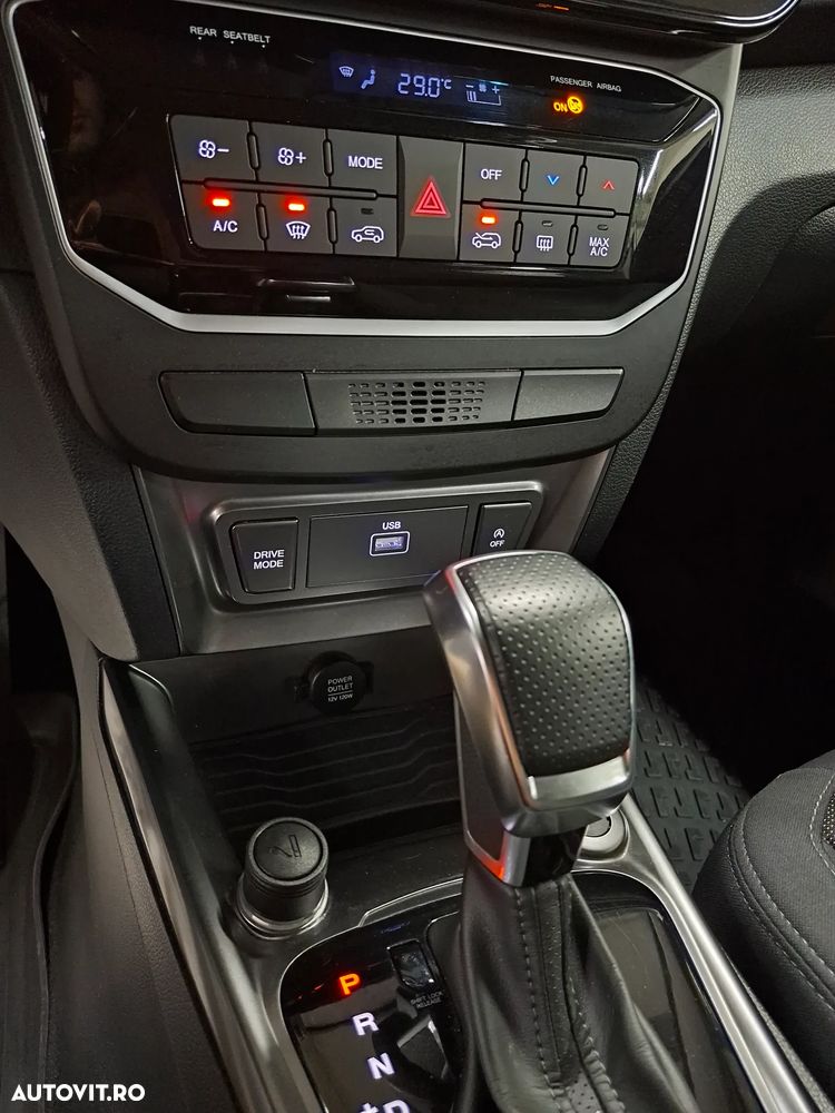 SsangYong Tivoli Grand - 17