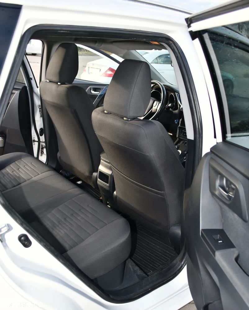 Toyota Auris 1.8 HSD Luna - 15