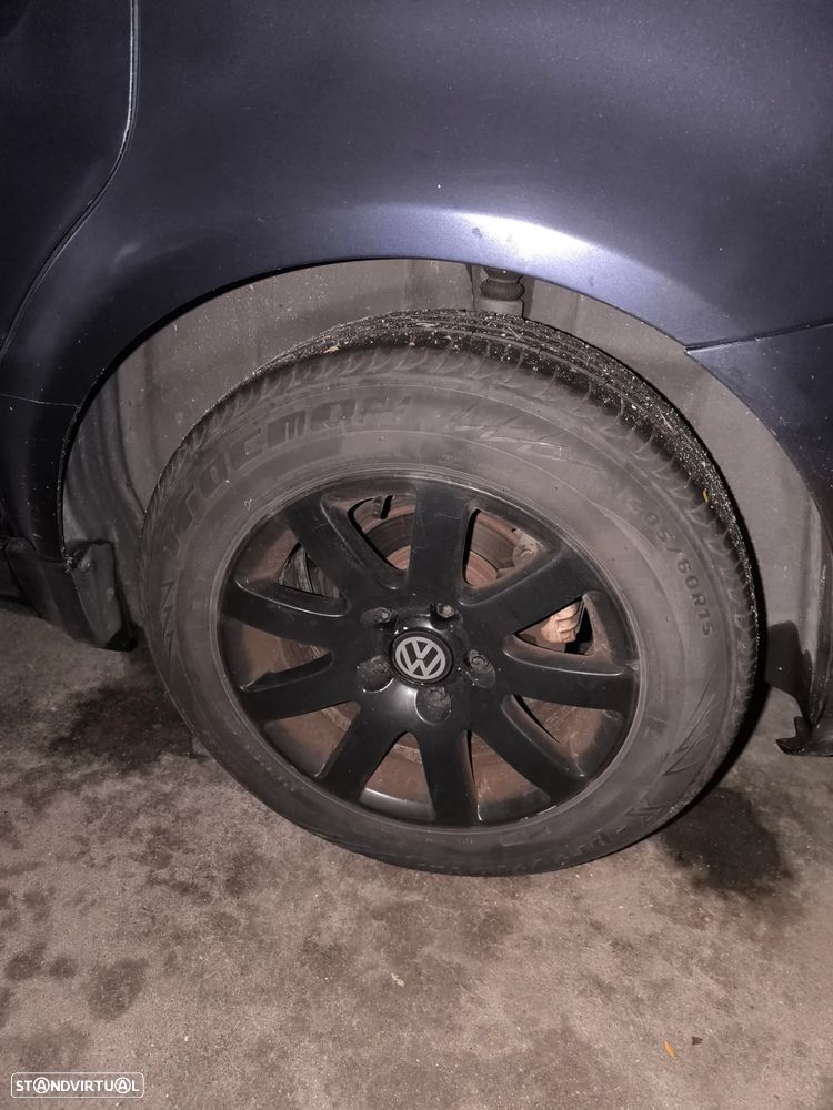 VW Passat 1.9 TDi Confortline - 9