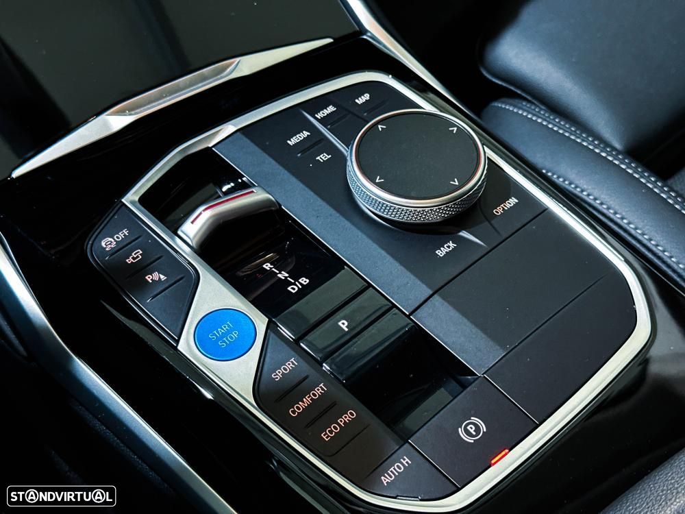 BMW i4 eDrive40 Edição Desportiva M - 26