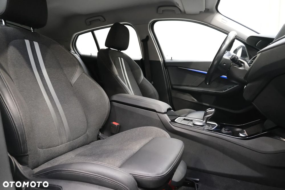 BMW Seria 1 118i Sport Line - 20