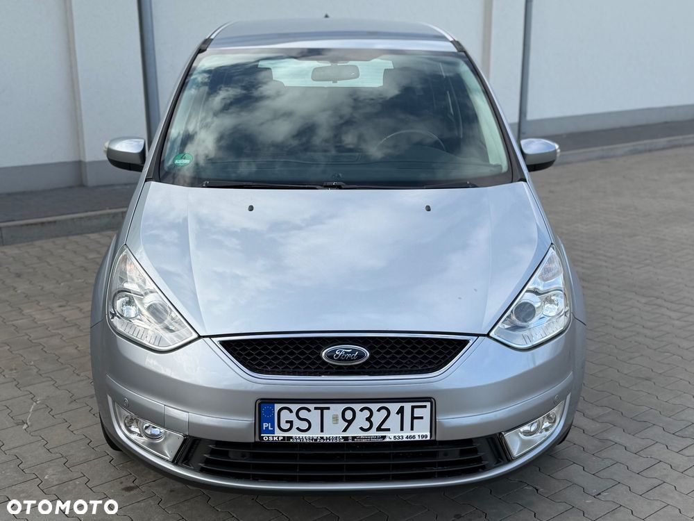 Ford Galaxy - 18