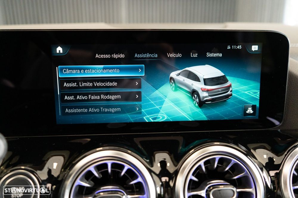 Mercedes-Benz EQA 250+ AMG Line - 43