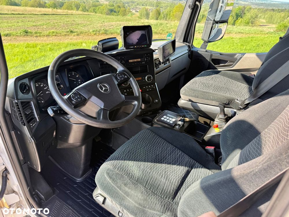 Mercedes-Benz Antos 2533 *Śmieciarka, ZOELLER MEDIUM XL 23, Euro 6, 158tyś Przebiegu* - 32