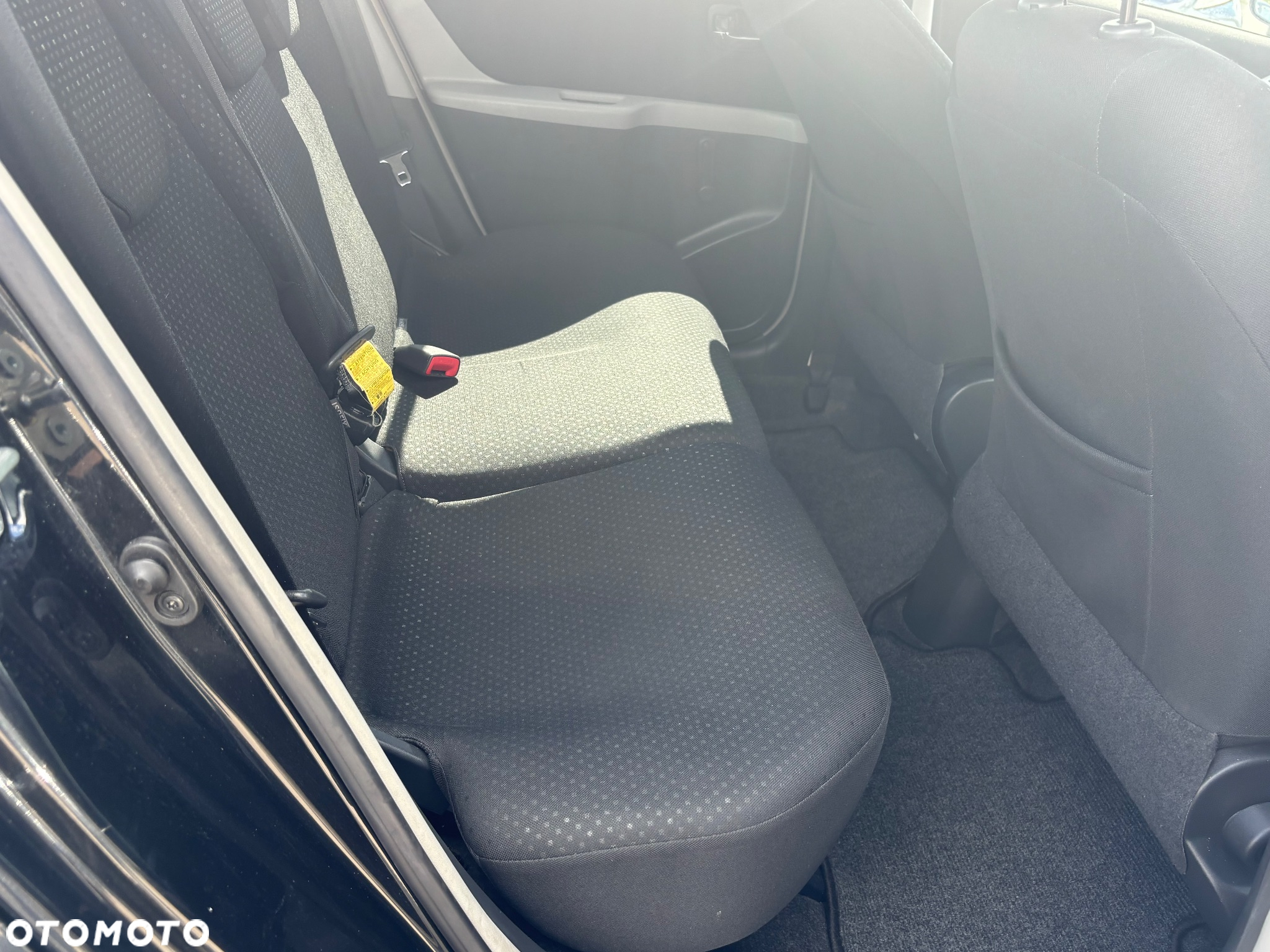 Toyota Yaris 1.33 VVT-i Edition - 25