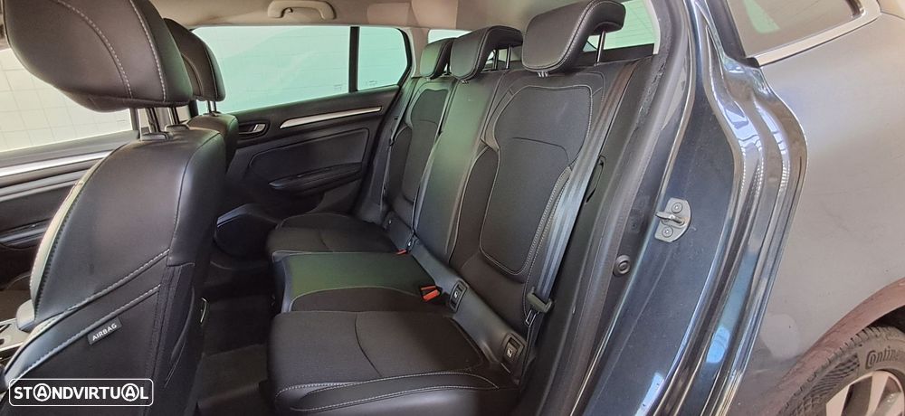 Renault Mégane Sport Tourer 1.5 Blue dCi Techno - 12