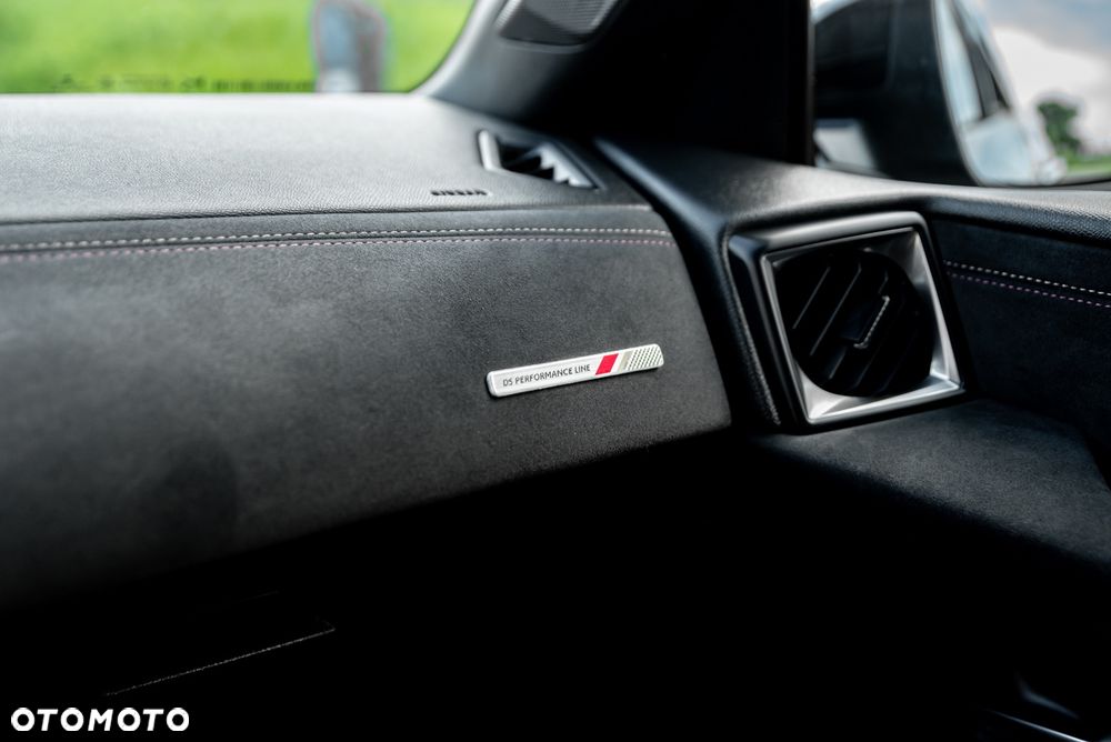 DS Automobiles DS 3 Crossback 1.2 PureTech Performance Line + - 36