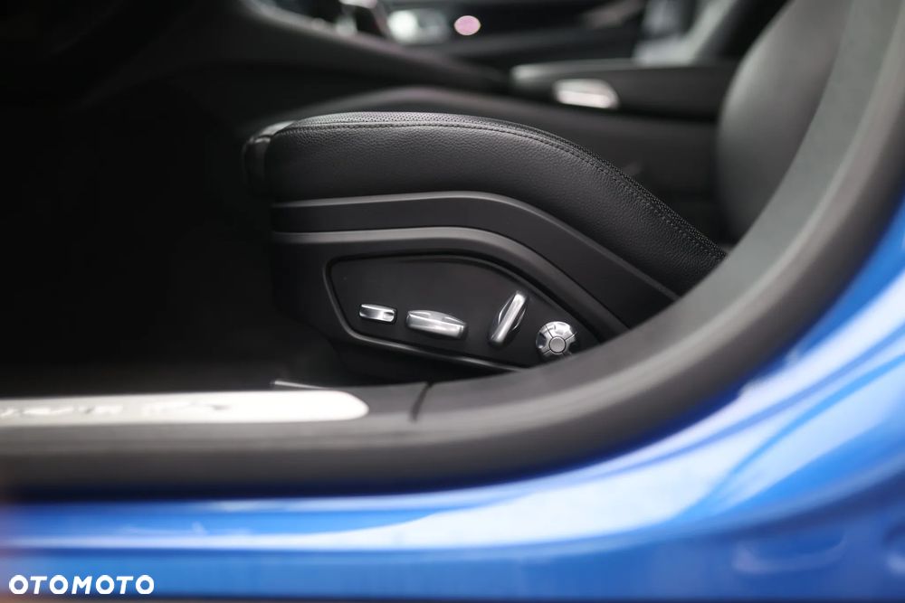 Porsche Panamera 4S - 14