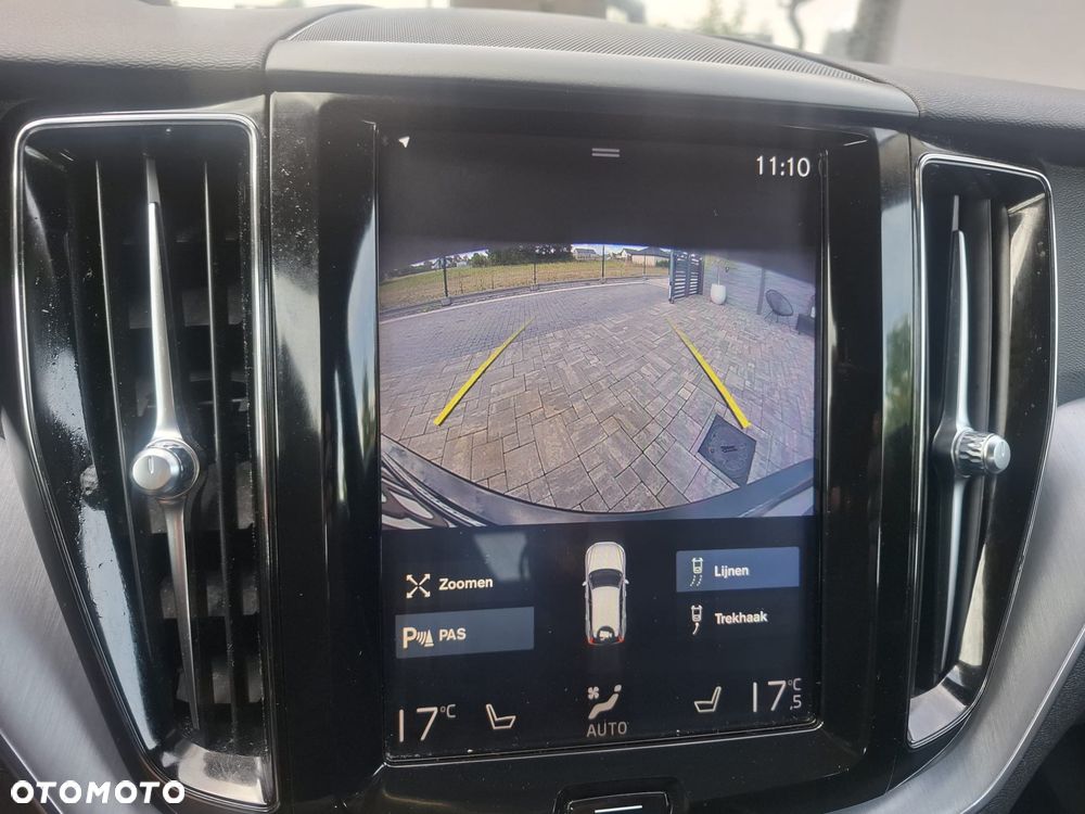 Volvo XC 60 D4 Geartronic Momentum Pro - 27