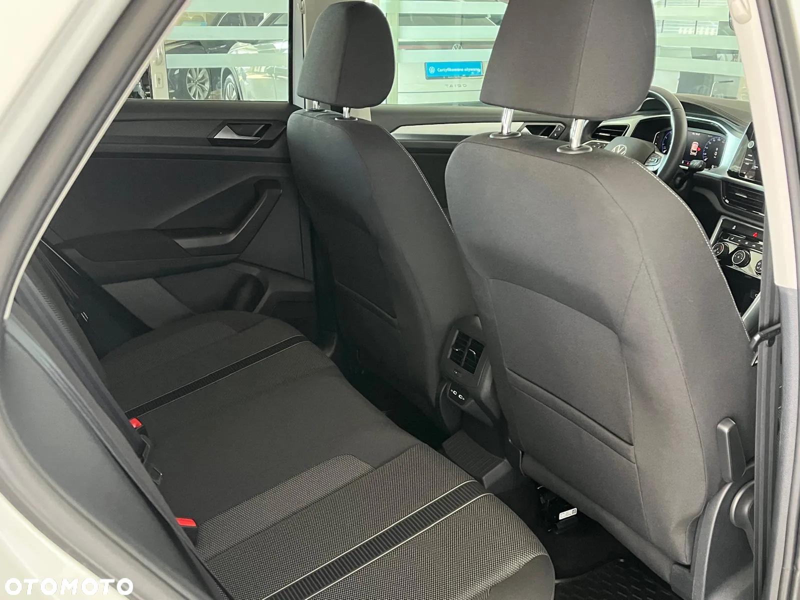 Volkswagen T-Roc 1.5 TSI Life DSG - 30