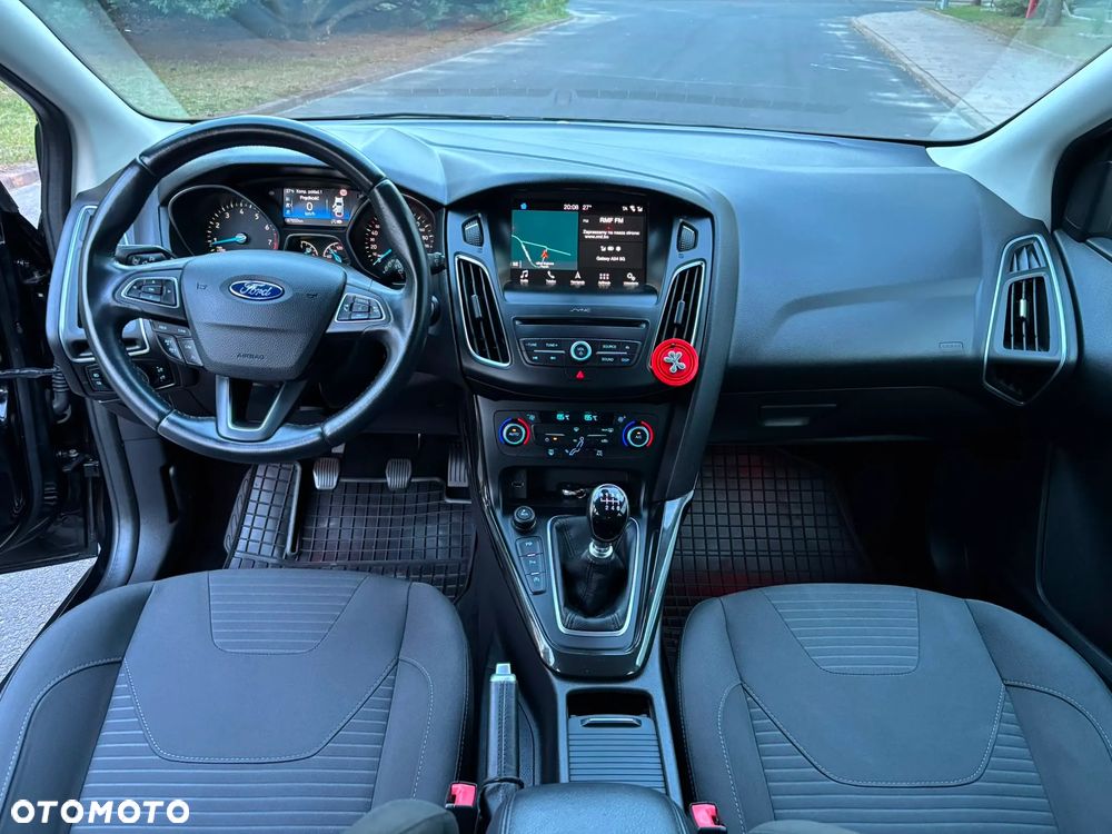 Ford Focus 1.0 EcoBoost Active Business - 16