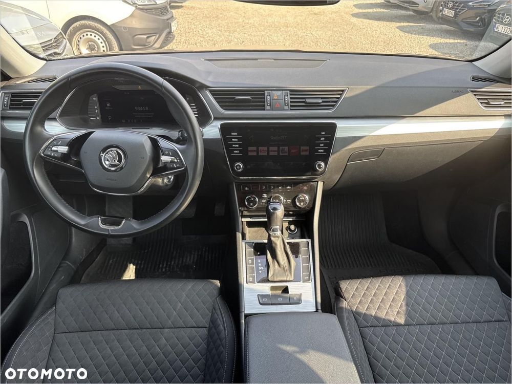 Skoda Superb 2.0 TSI Ambition DSG - 11