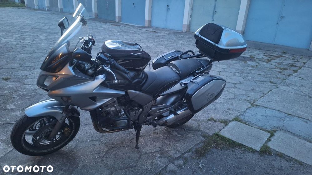 Honda CBF - 7