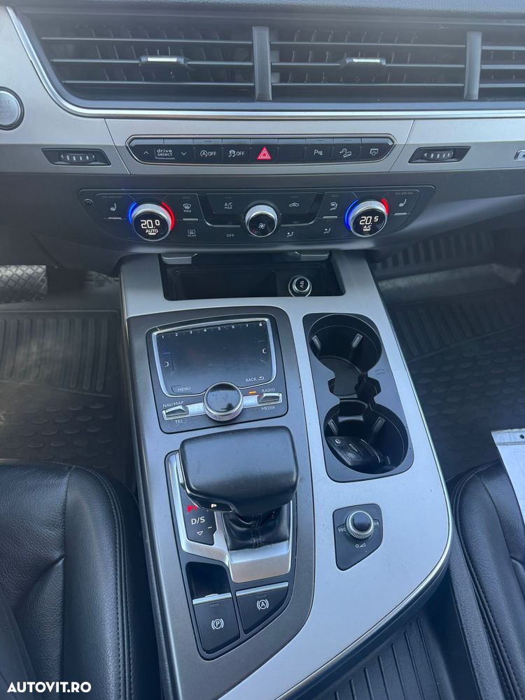 Audi Q7 3.0 TDI Quattro Tiptronic - 12
