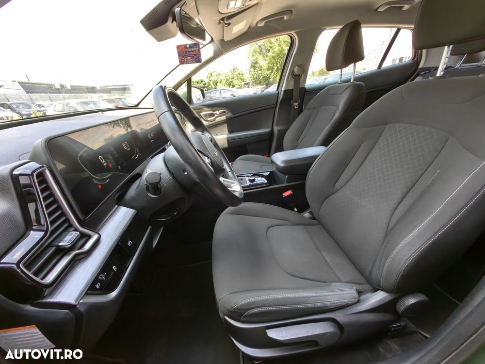 Kia Sportage 1.6 DSL MHEV 7DCT HP 4x2 Business Line - 16