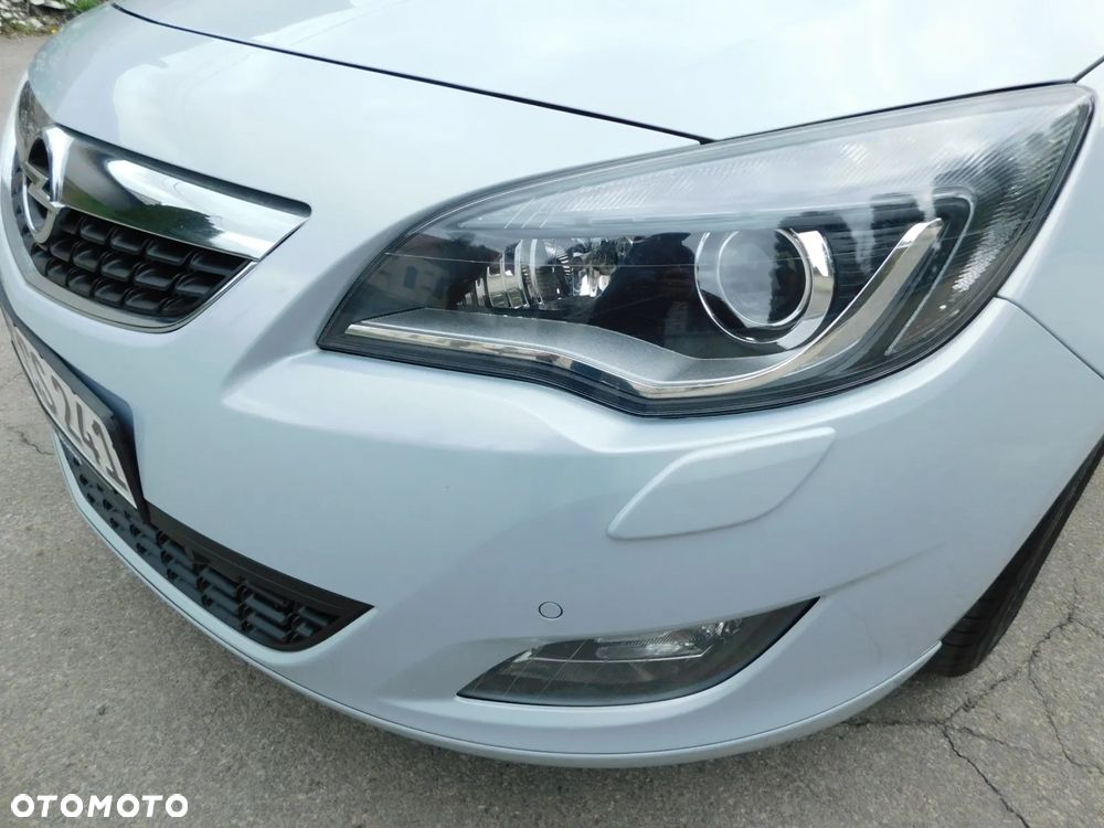 Opel Astra 1.4 Turbo Innovation - 12