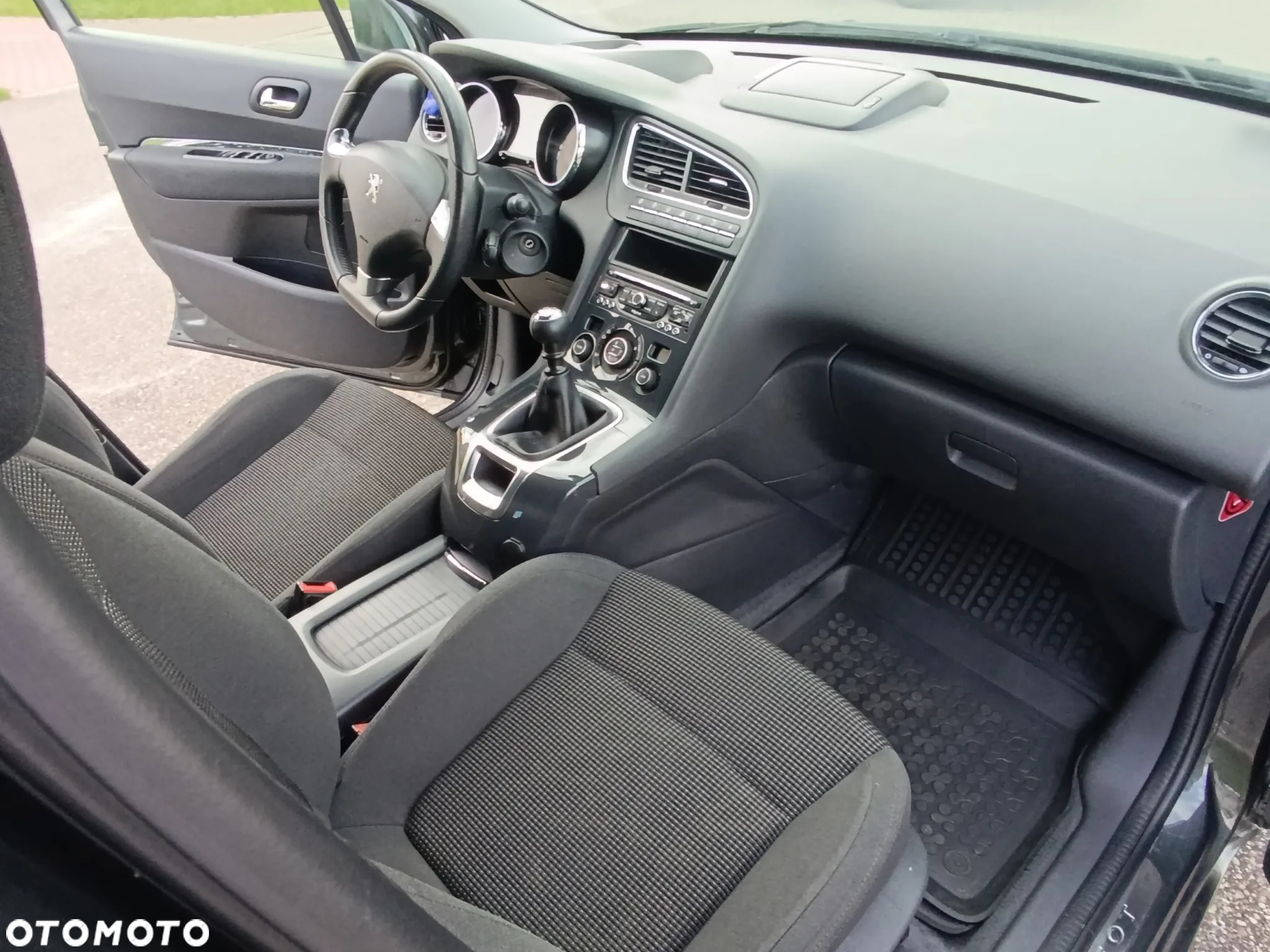 Peugeot 5008 BlueHDI 150 Allure - 17