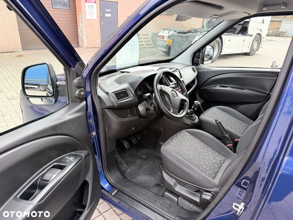 Opel Combo - 11