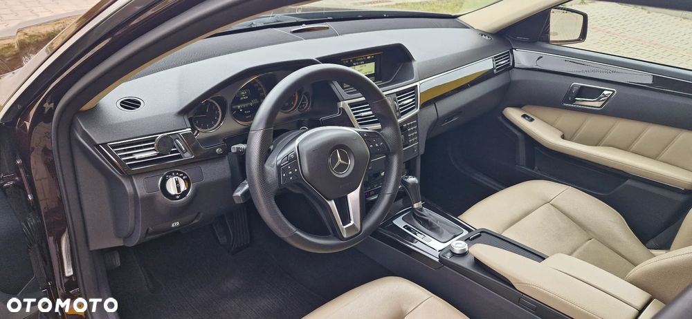 Mercedes-Benz Klasa E 220 CDI Automatik Avantgarde - 30
