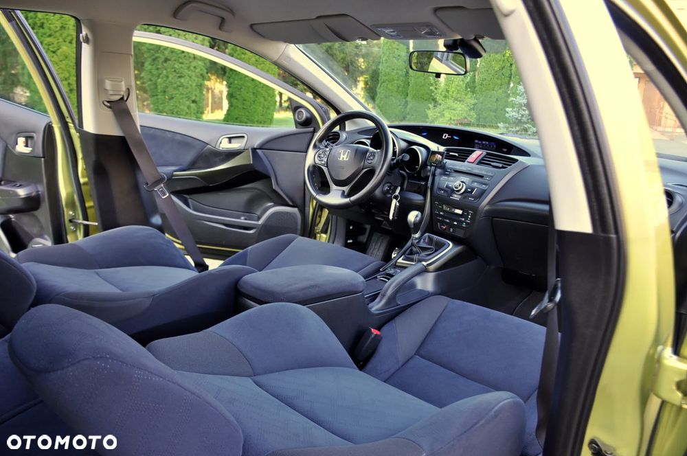 Honda Civic 1.4 Sport - 23