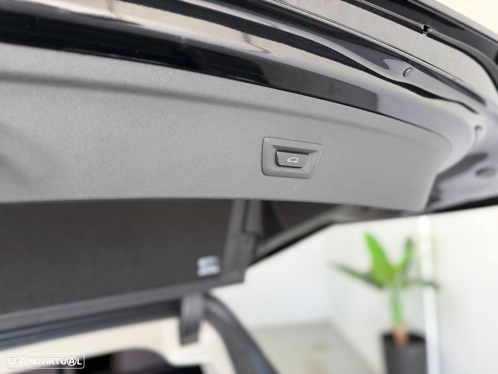 BMW iX xDrive 50 Pack Desportivo - 18