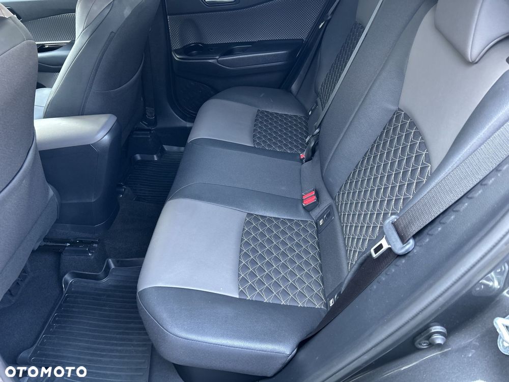 Toyota C-HR 1.8 Hybrid Executive - 19