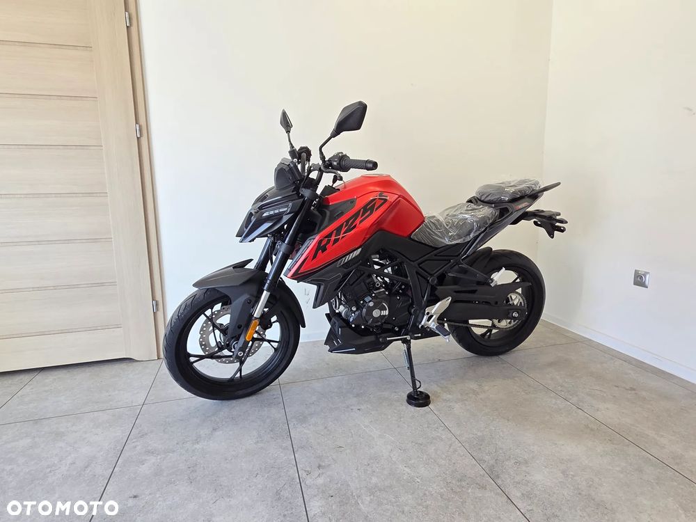 VOGE R125S - 31