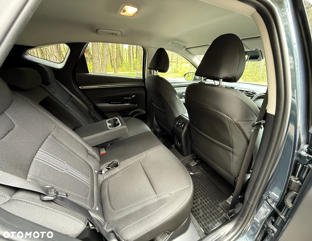 Hyundai Tucson 1.6 T-GDi HEV Executive 4WD - 28