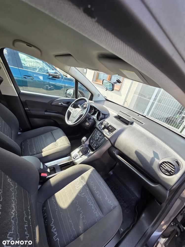 Opel Meriva - 10