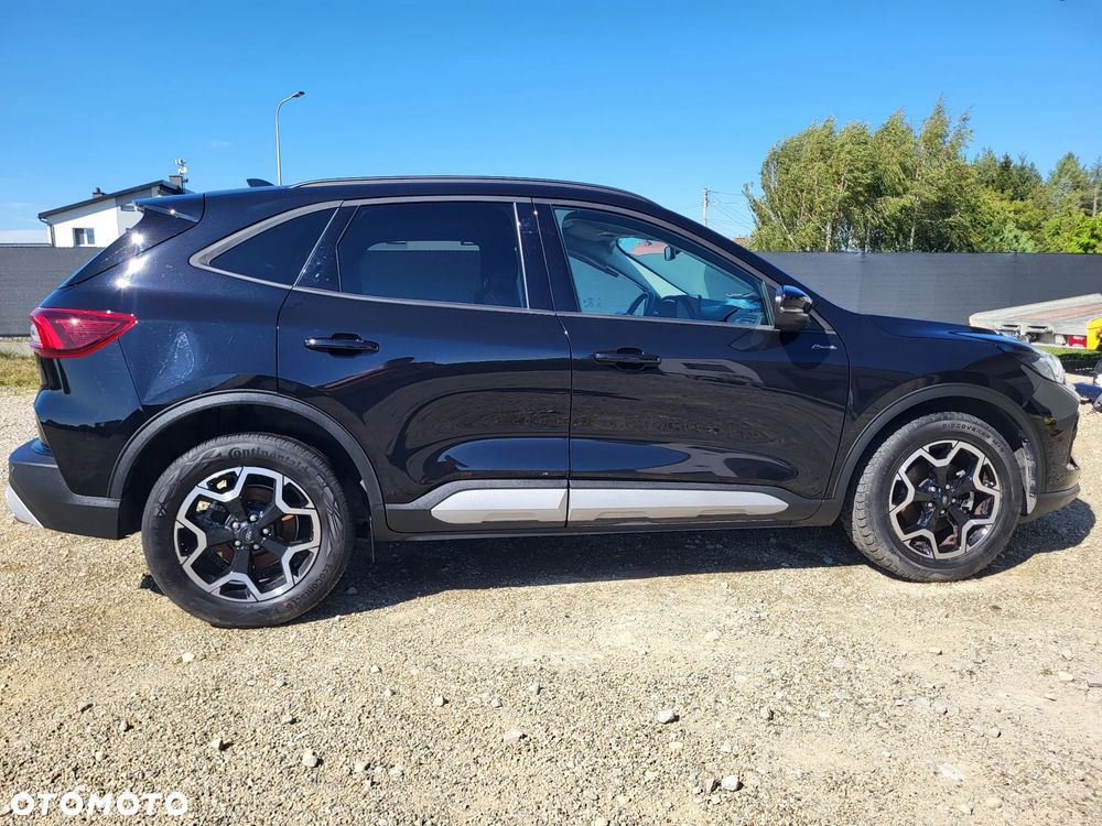 Ford Kuga - 2
