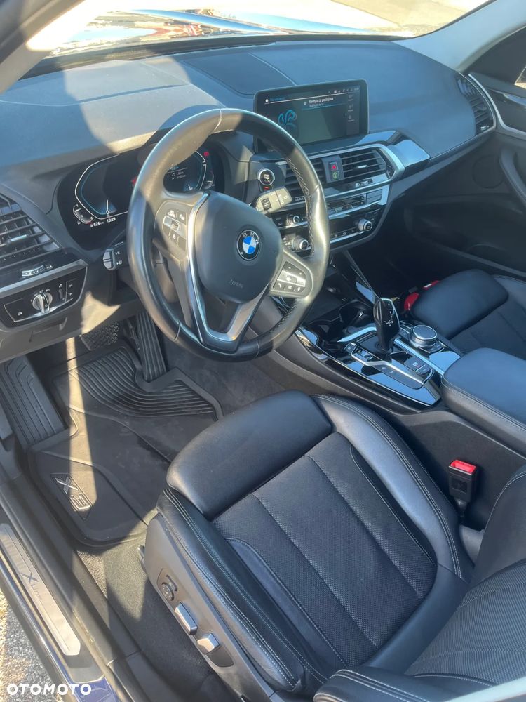 BMW X3 xDrive20i xLine - 11