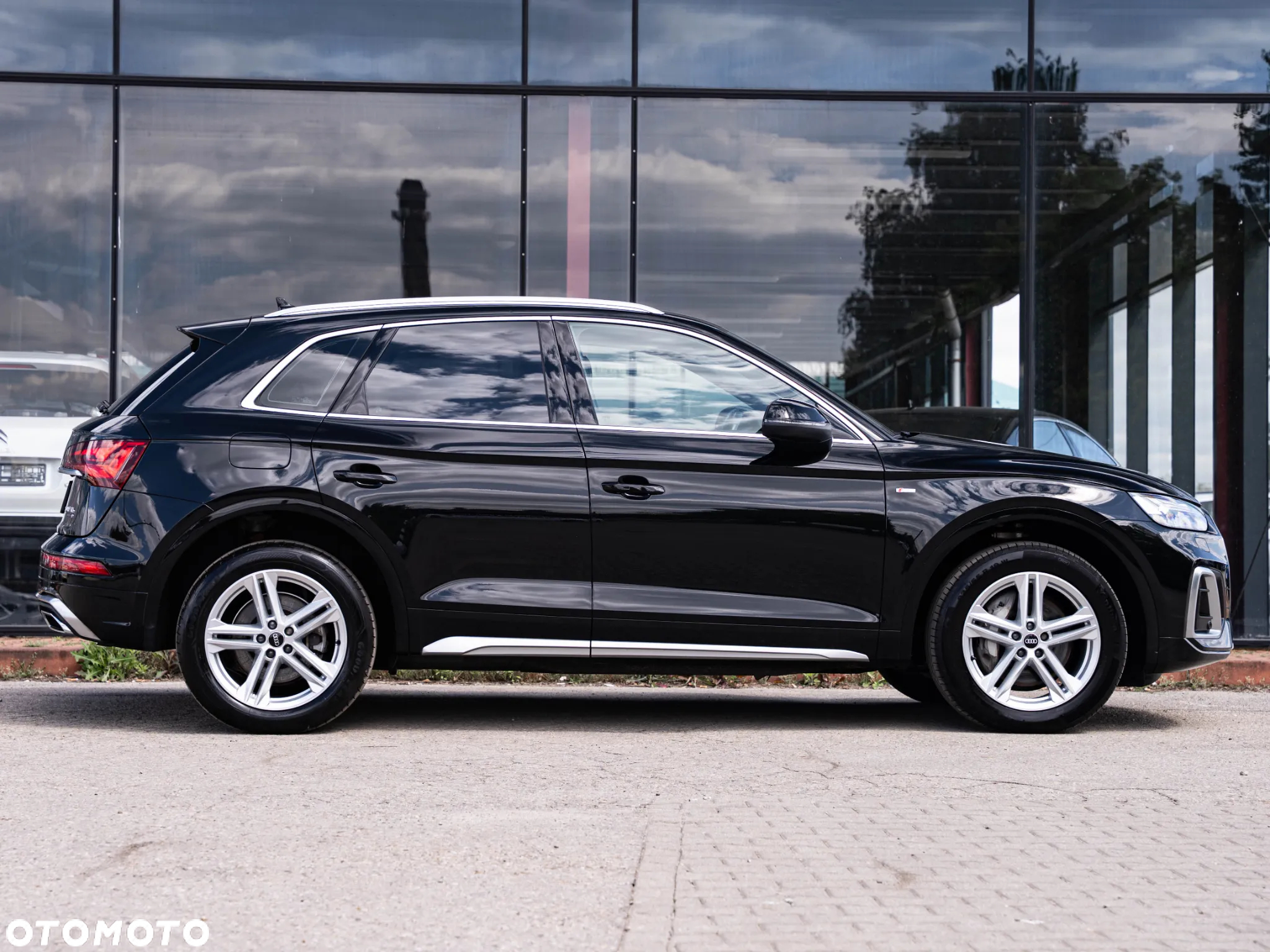 Audi Q5 50 TFSI e Quattro S tronic - 16