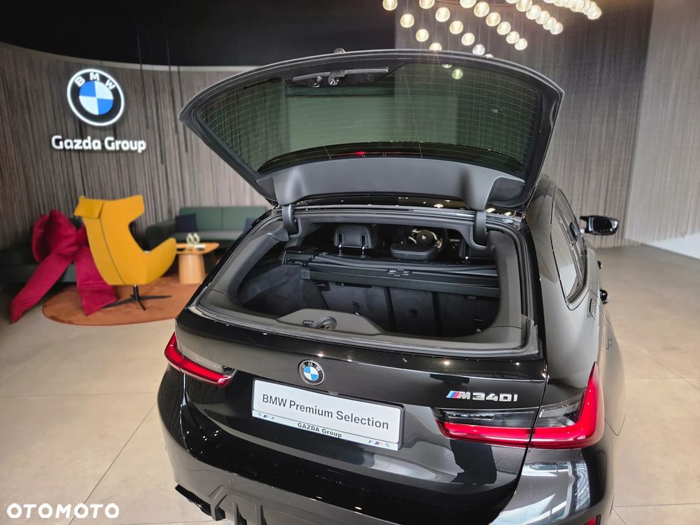 BMW Seria 3 M340i xDrive sport - 27