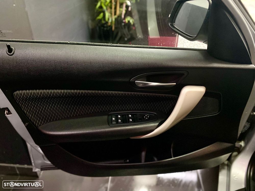 BMW 116 d Sport Line - 9