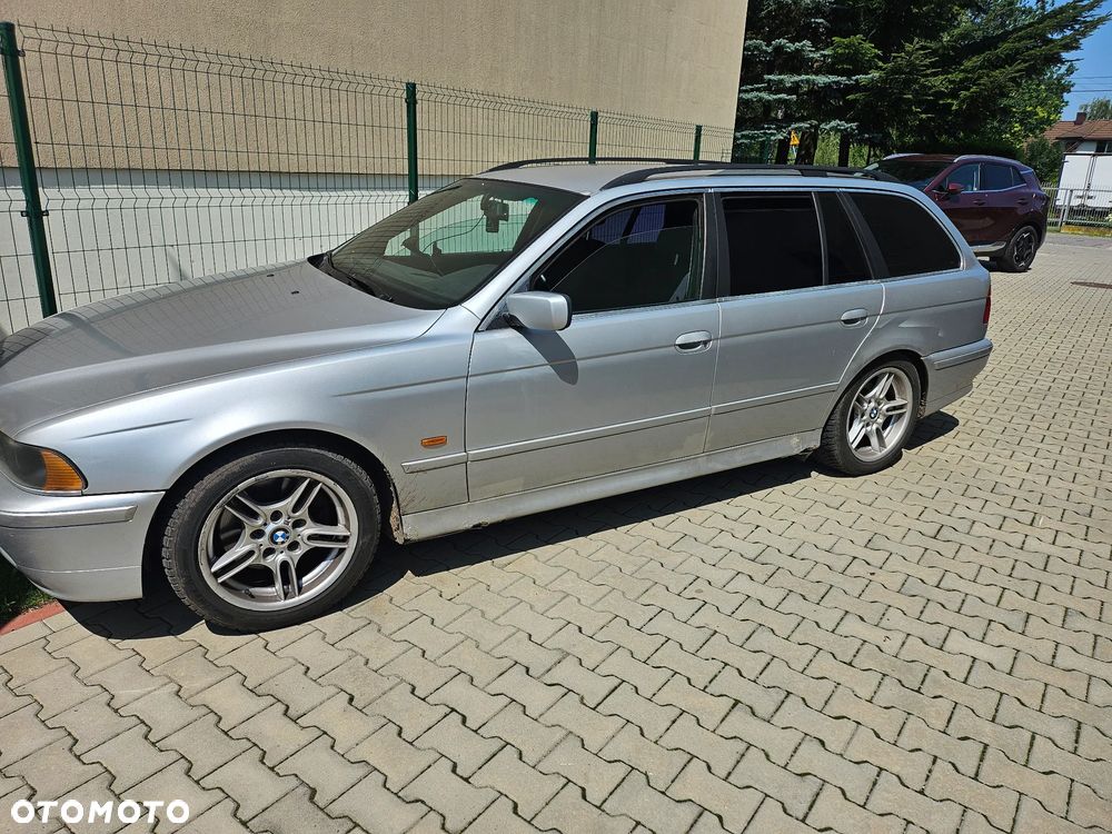 BMW Seria 5 - 1