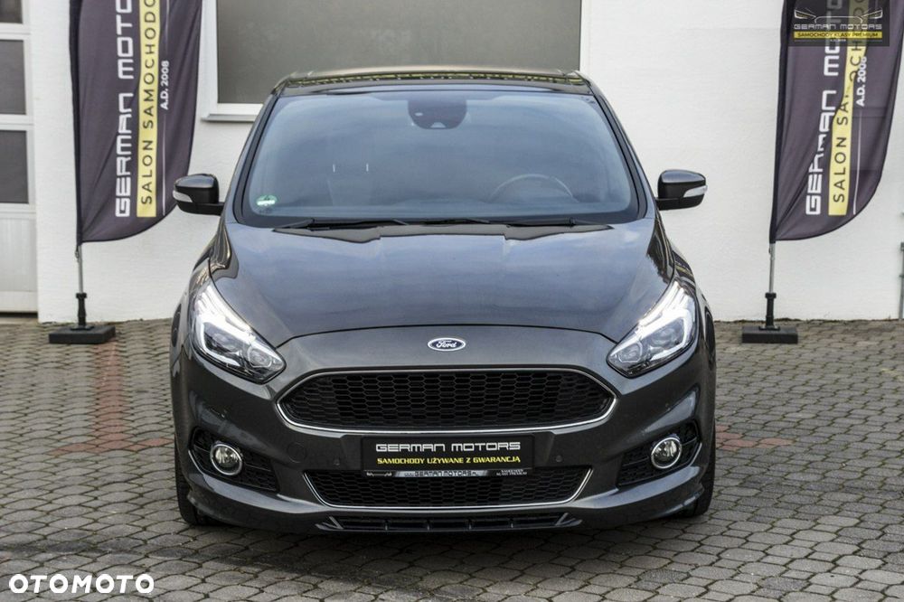 Ford S-Max - 13