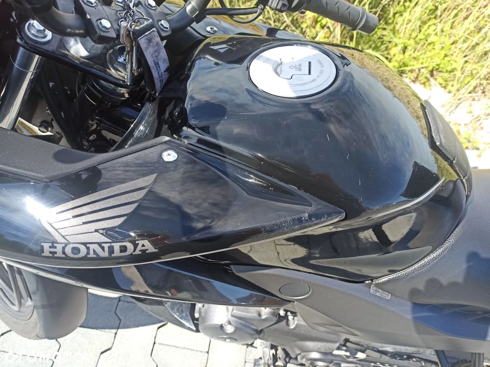 Honda CBF - 9