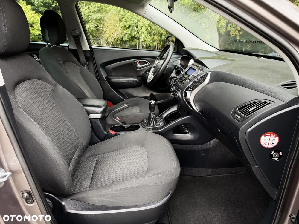 Hyundai ix35 2.0 2WD Style - 17