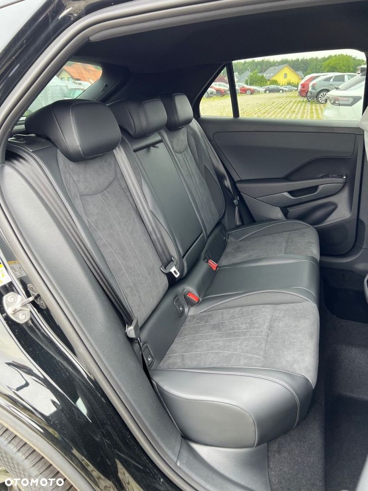 Volkswagen T-Roc 1.5 eTSI Style DSG - 6