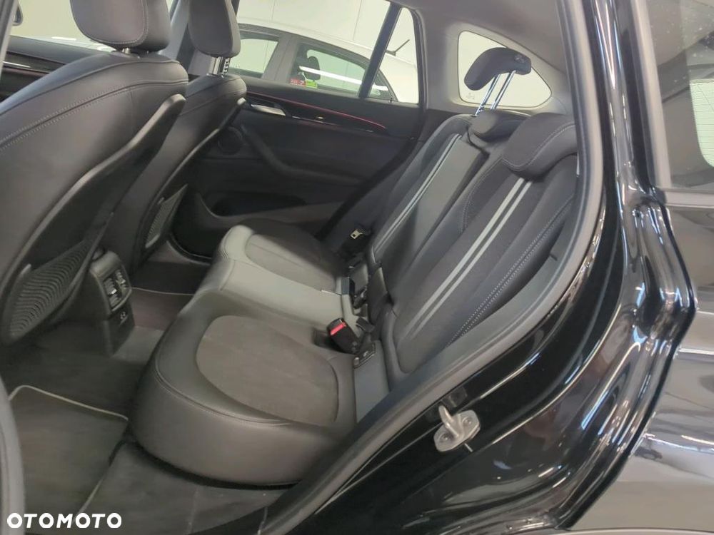 BMW X1 sDrive18i xLine sport - 8