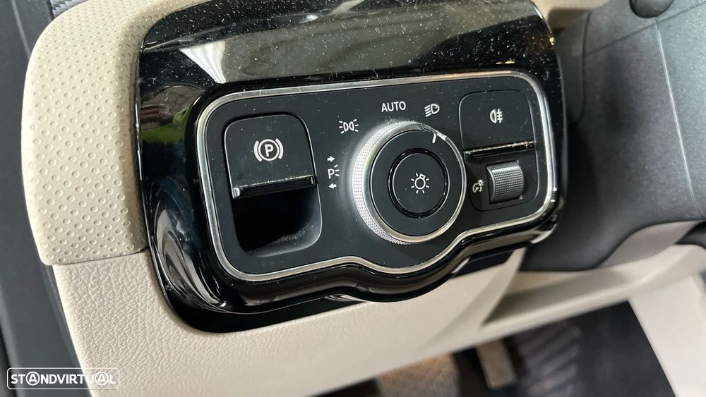 Mercedes-Benz A 180 Limousine d Progressive Aut. - 5